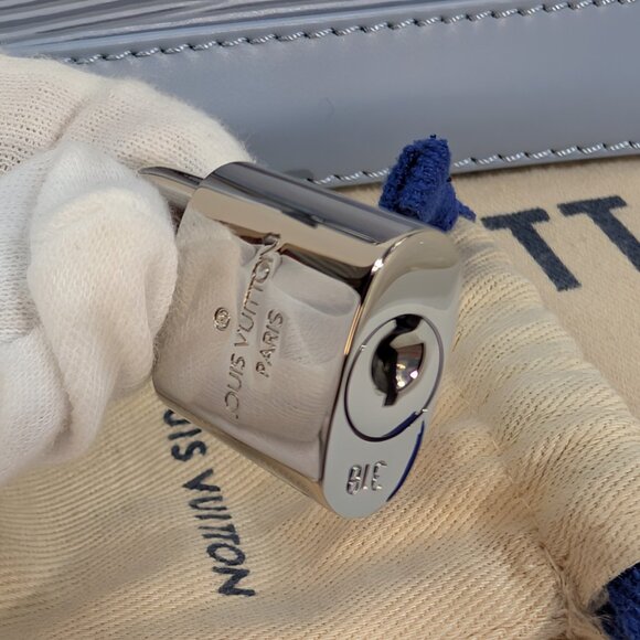 Louis Vuitton Alma BB Handbag in Blue Epi Leather with LV Strap - Picture 12 of 16